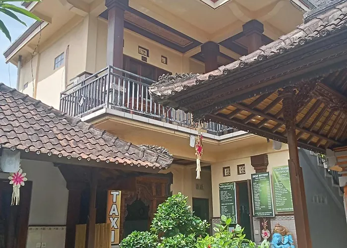 Dewi Antara Casa de hóspedes *