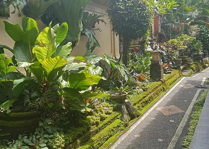 Dewi Antara Ubud
