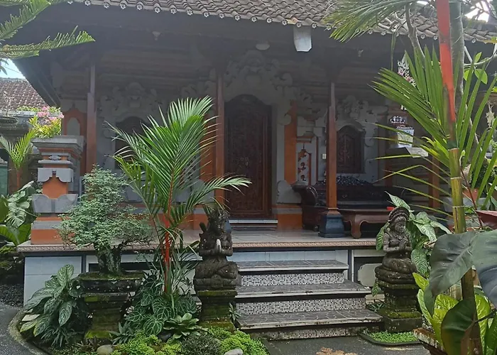 Dewi Antara * Ubud